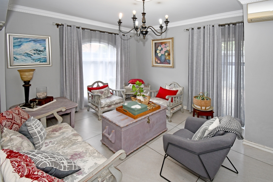 4 Bedroom Property for Sale in Kensington Gauteng