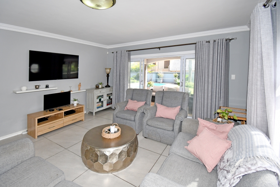 4 Bedroom Property for Sale in Kensington Gauteng