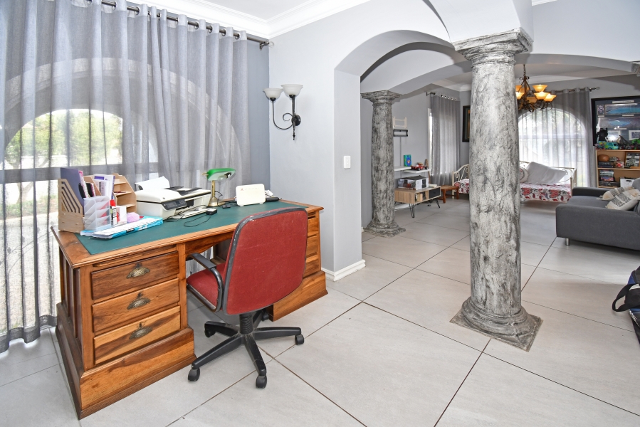 4 Bedroom Property for Sale in Kensington Gauteng