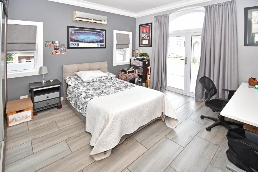 4 Bedroom Property for Sale in Kensington Gauteng