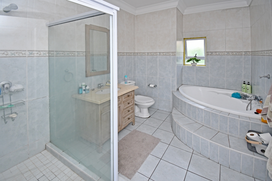 4 Bedroom Property for Sale in Kensington Gauteng