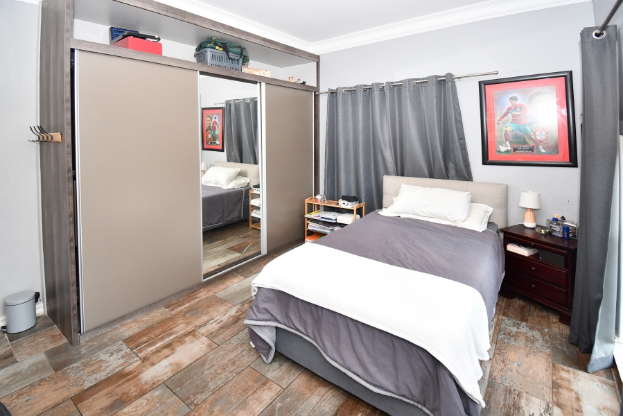 4 Bedroom Property for Sale in Kensington Gauteng