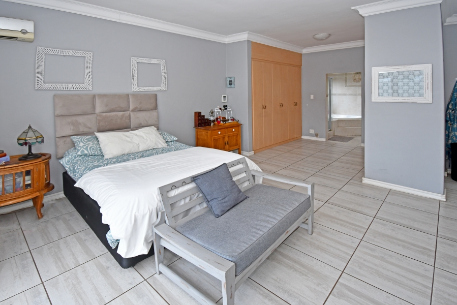 4 Bedroom Property for Sale in Kensington Gauteng