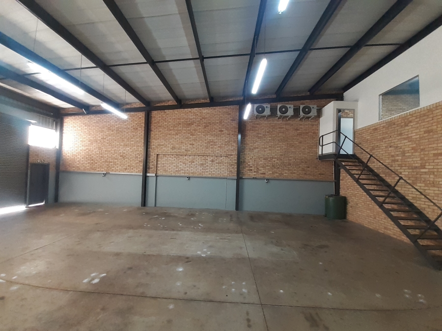 To Let Commercial Property for Rent in Chamdor Gauteng