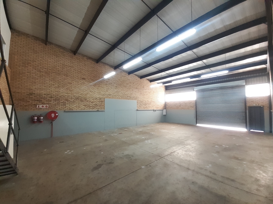To Let Commercial Property for Rent in Chamdor Gauteng