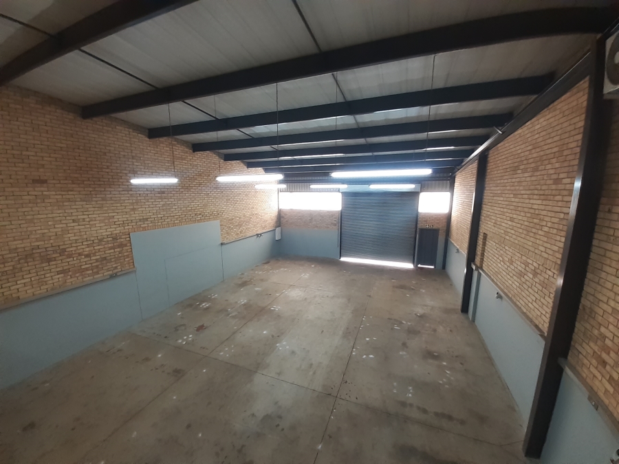 To Let Commercial Property for Rent in Chamdor Gauteng