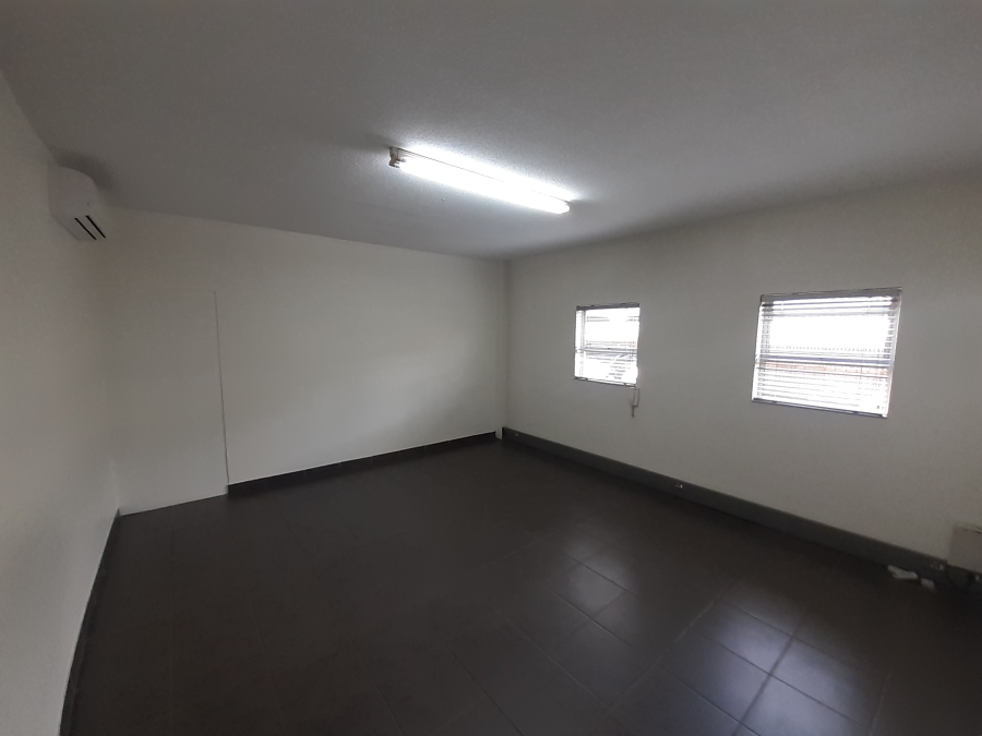 To Let Commercial Property for Rent in Chamdor Gauteng