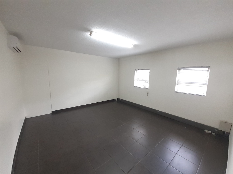 To Let Commercial Property for Rent in Chamdor Gauteng