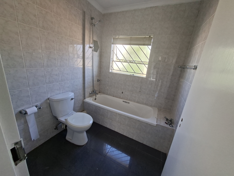 To Let 2 Bedroom Property for Rent in Meyersdal Gauteng