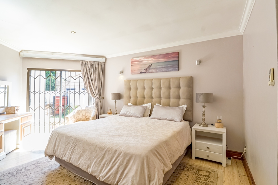 To Let 4 Bedroom Property for Rent in Silver Lakes Golf Estate Gauteng