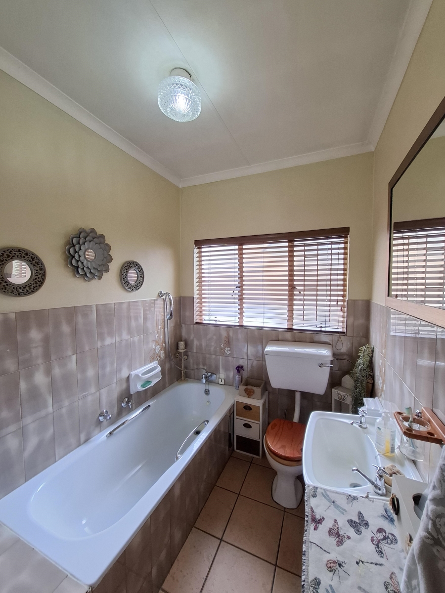 3 Bedroom Property for Sale in The Reeds Gauteng
