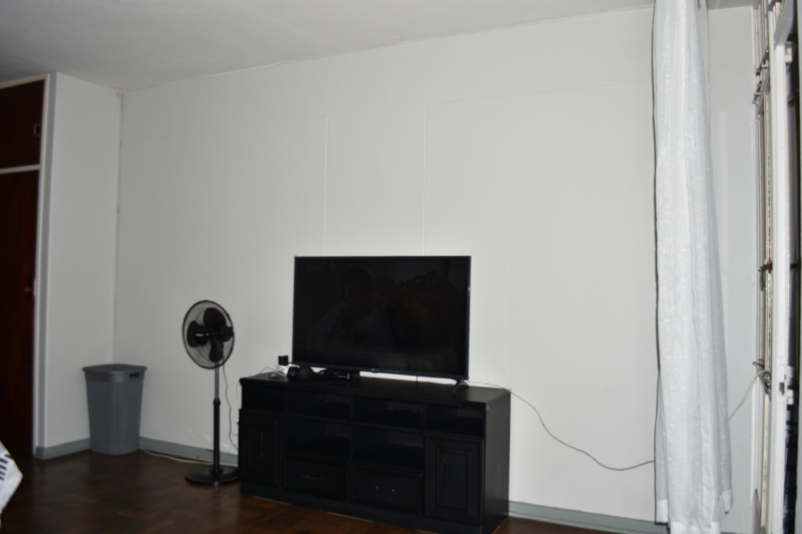 1 Bedroom Property for Sale in Pretoria Central Gauteng