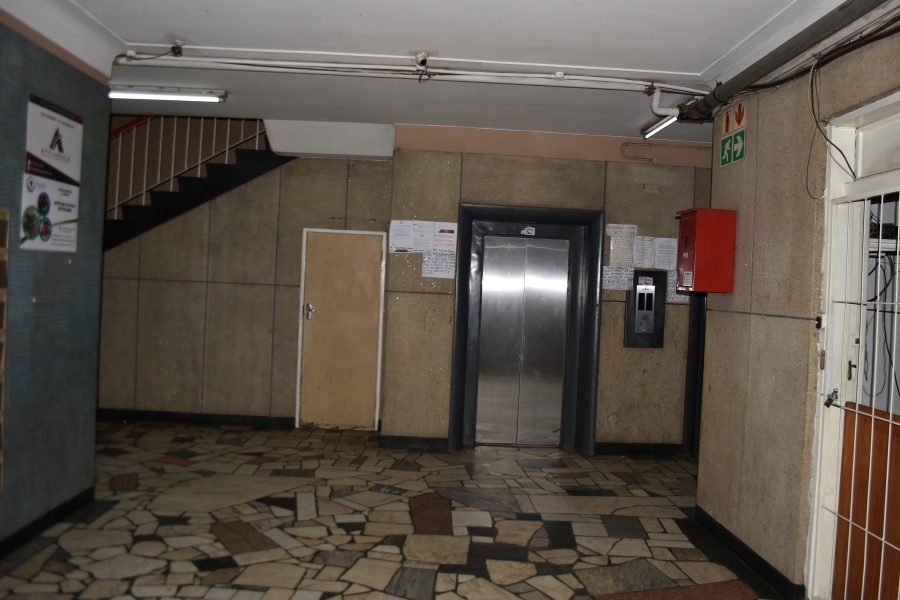 1 Bedroom Property for Sale in Pretoria Central Gauteng