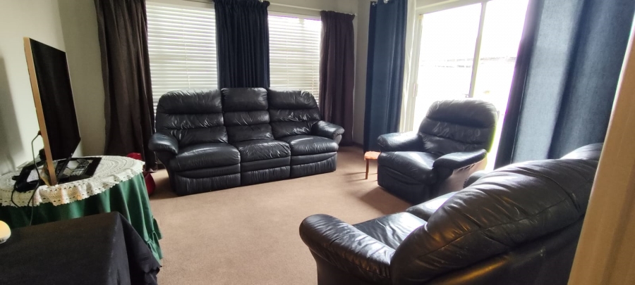 4 Bedroom Property for Sale in Westonaria Gauteng