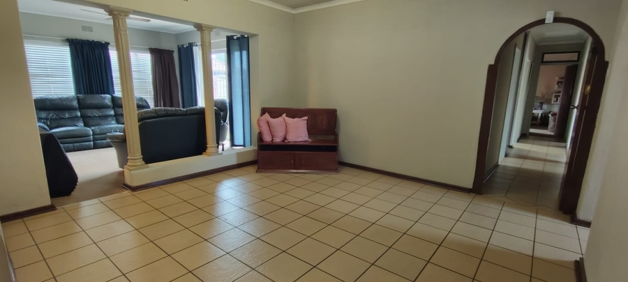 4 Bedroom Property for Sale in Westonaria Gauteng