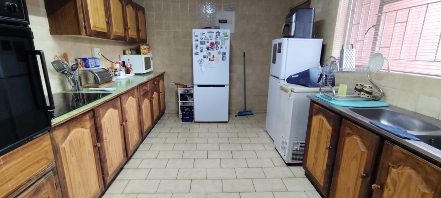 4 Bedroom Property for Sale in Westonaria Gauteng