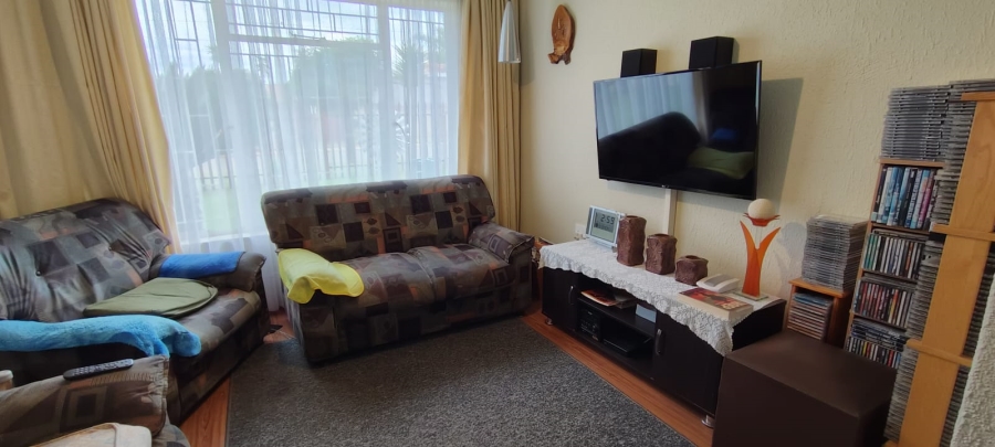 4 Bedroom Property for Sale in Westonaria Gauteng