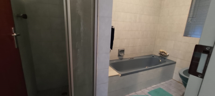 4 Bedroom Property for Sale in Westonaria Gauteng