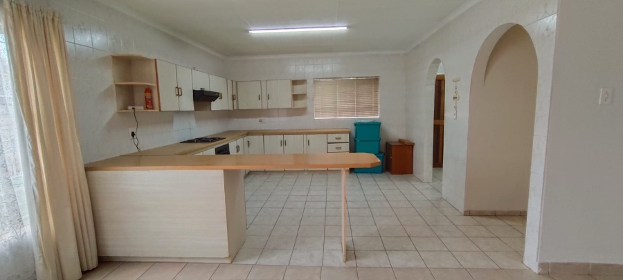 4 Bedroom Property for Sale in Westonaria Gauteng