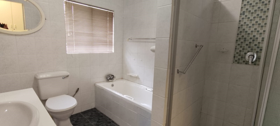 4 Bedroom Property for Sale in Westonaria Gauteng