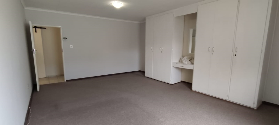 4 Bedroom Property for Sale in Westonaria Gauteng