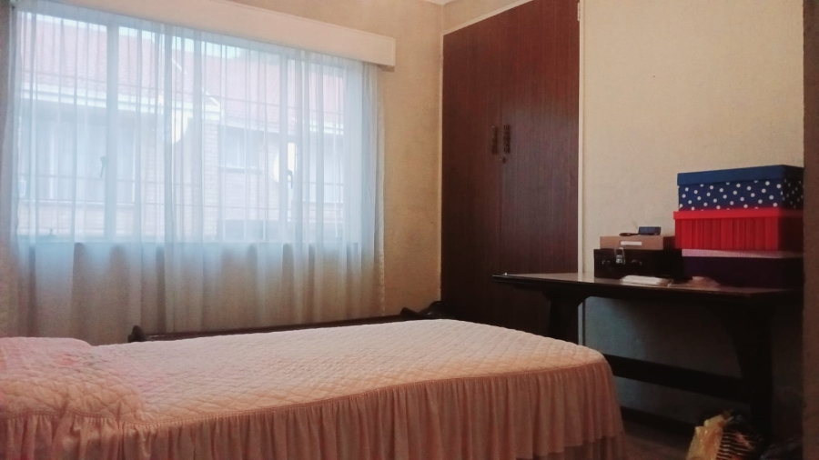 To Let 4 Bedroom Property for Rent in Windsor West Gauteng