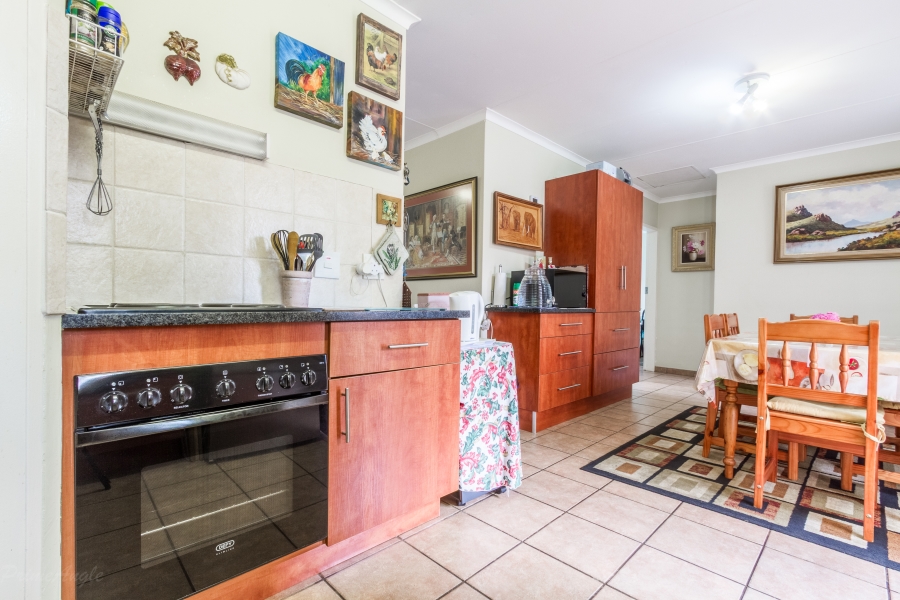 2 Bedroom Property for Sale in Equestria Gauteng