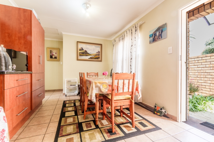 2 Bedroom Property for Sale in Equestria Gauteng