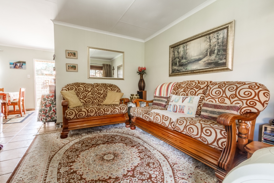 2 Bedroom Property for Sale in Equestria Gauteng