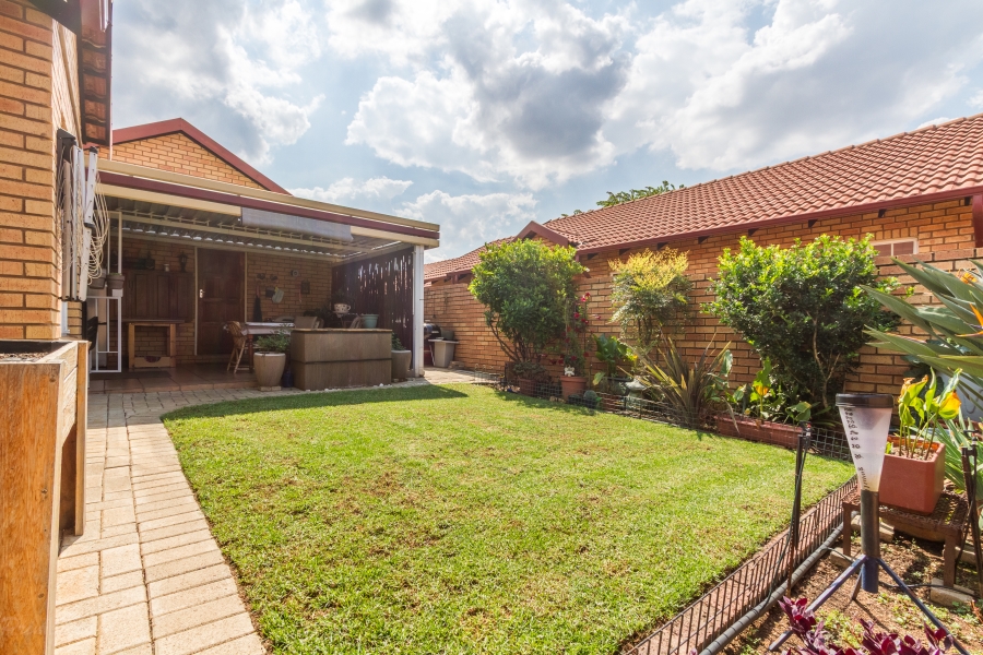 2 Bedroom Property for Sale in Equestria Gauteng