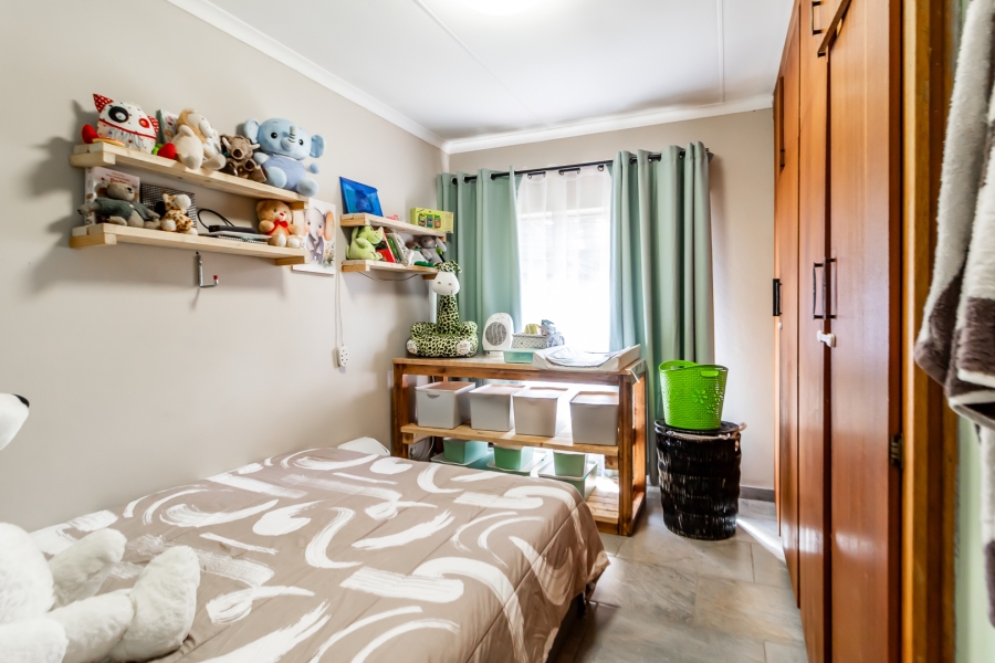 2 Bedroom Property for Sale in Waverley Gauteng