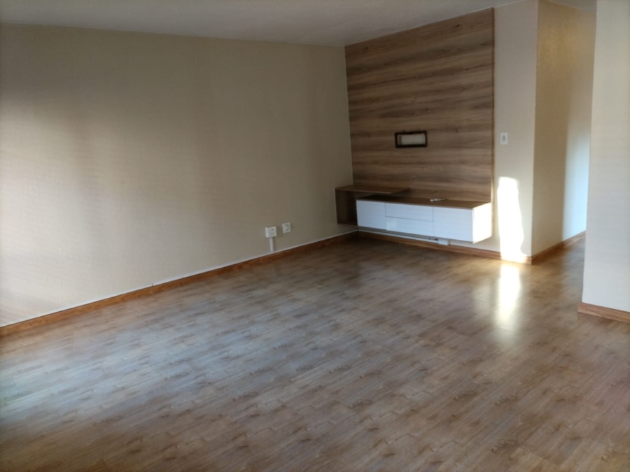 3 Bedroom Property for Sale in Brackenhurst Gauteng