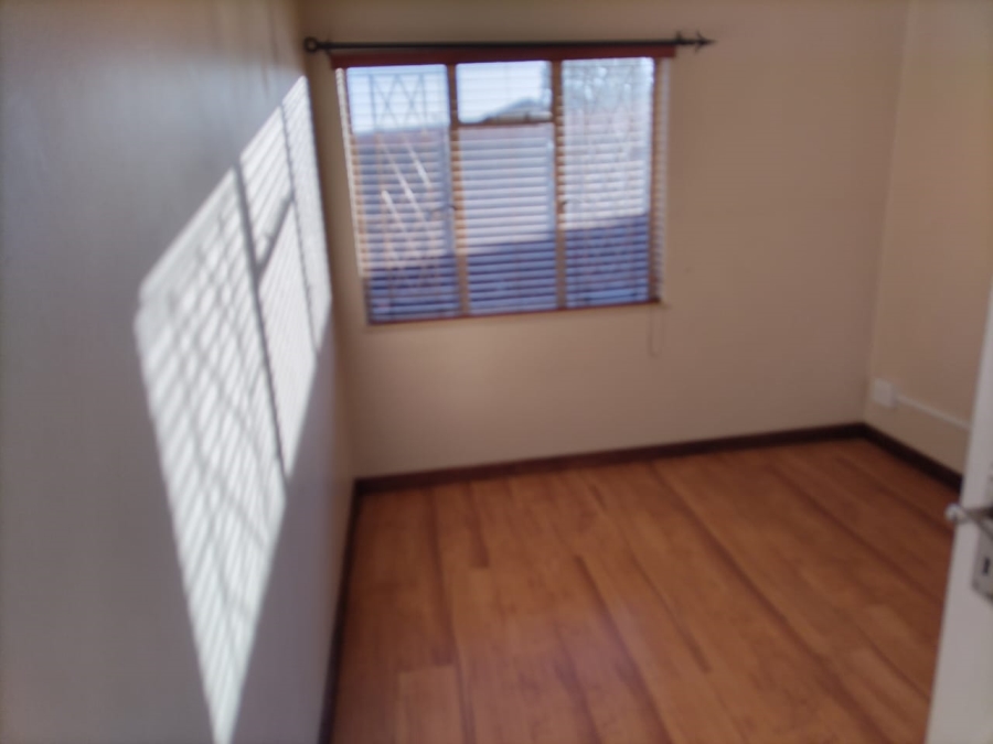 3 Bedroom Property for Sale in Brackenhurst Gauteng