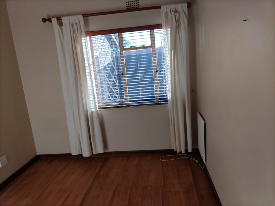 3 Bedroom Property for Sale in Brackenhurst Gauteng