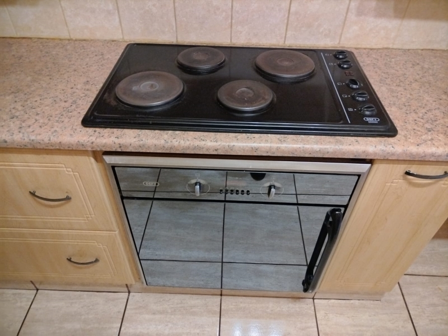 3 Bedroom Property for Sale in Brackenhurst Gauteng