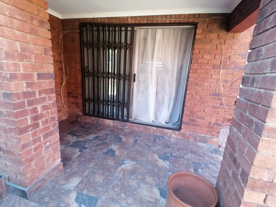 3 Bedroom Property for Sale in Elandspark Gauteng