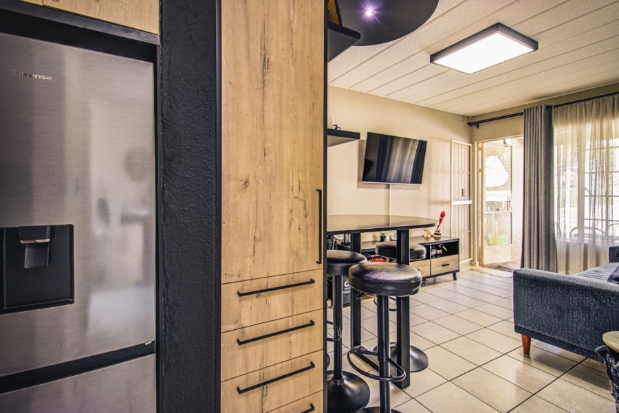 1 Bedroom Property for Sale in Edenvale Central Gauteng