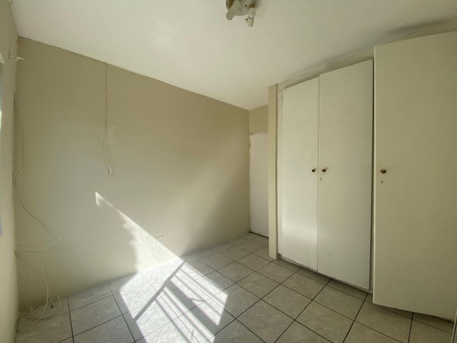 3 Bedroom Property for Sale in Radiokop Gauteng