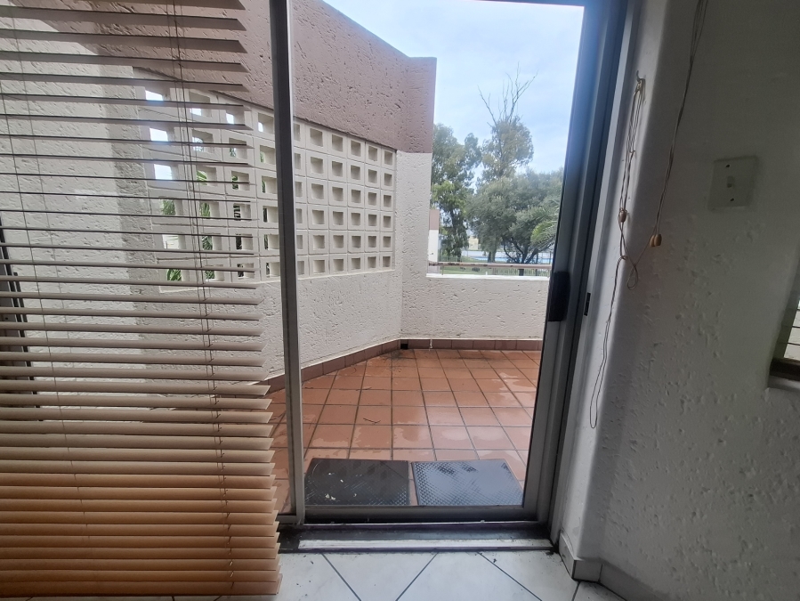 1 Bedroom Property for Sale in Bedford Gardens Gauteng