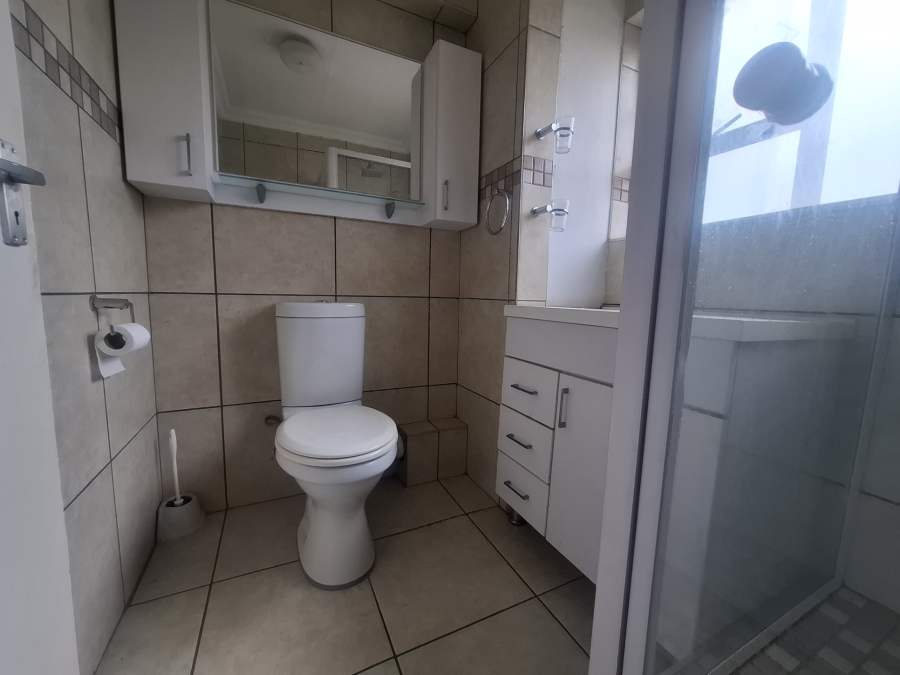 1 Bedroom Property for Sale in Bedford Gardens Gauteng