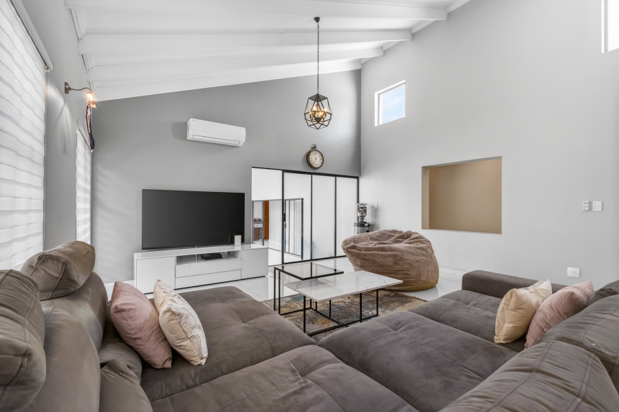 3 Bedroom Property for Sale in Bryanston Gauteng