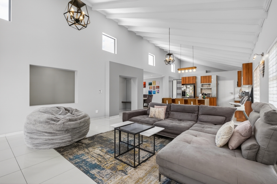 3 Bedroom Property for Sale in Bryanston Gauteng