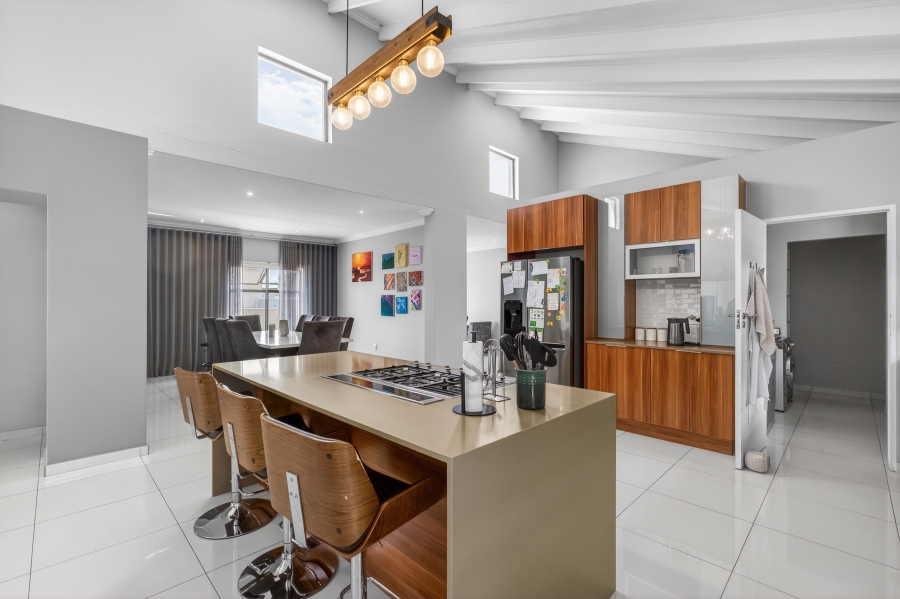 3 Bedroom Property for Sale in Bryanston Gauteng