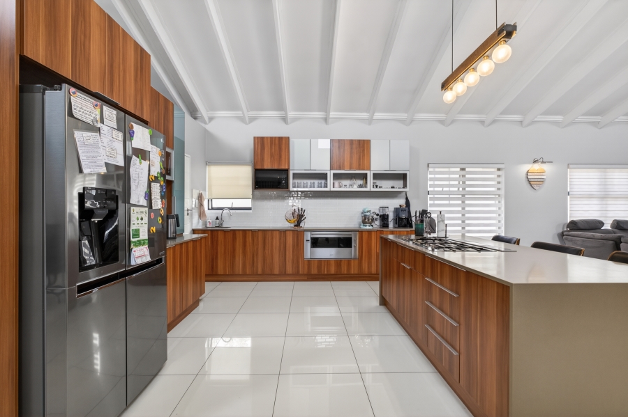 3 Bedroom Property for Sale in Bryanston Gauteng