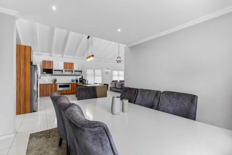 3 Bedroom Property for Sale in Bryanston Gauteng