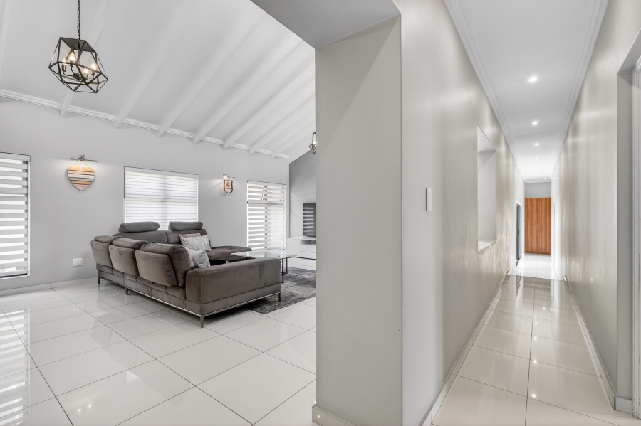 3 Bedroom Property for Sale in Bryanston Gauteng