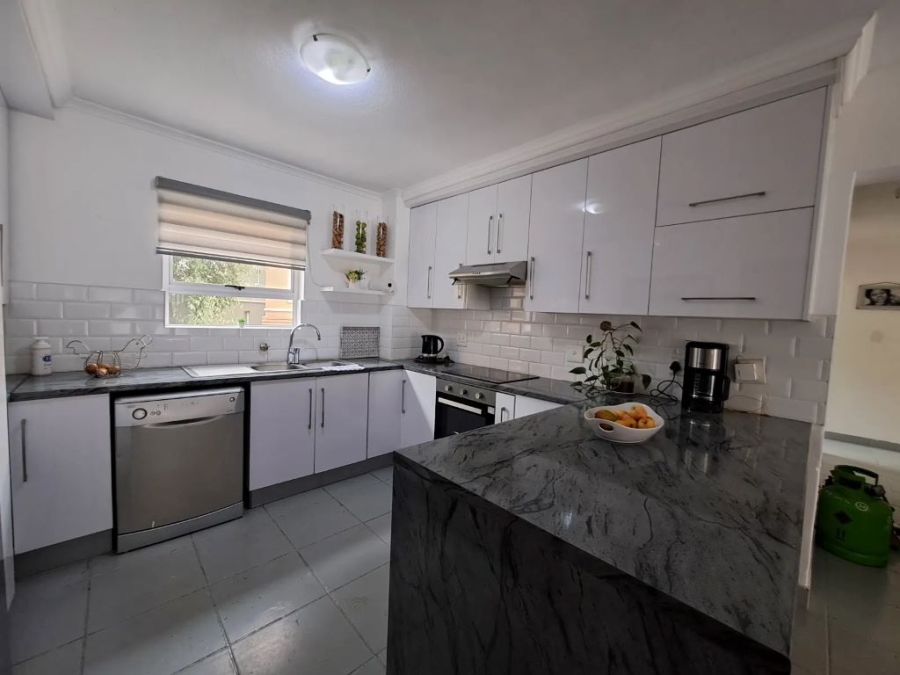 3 Bedroom Property for Sale in Castleview Gauteng