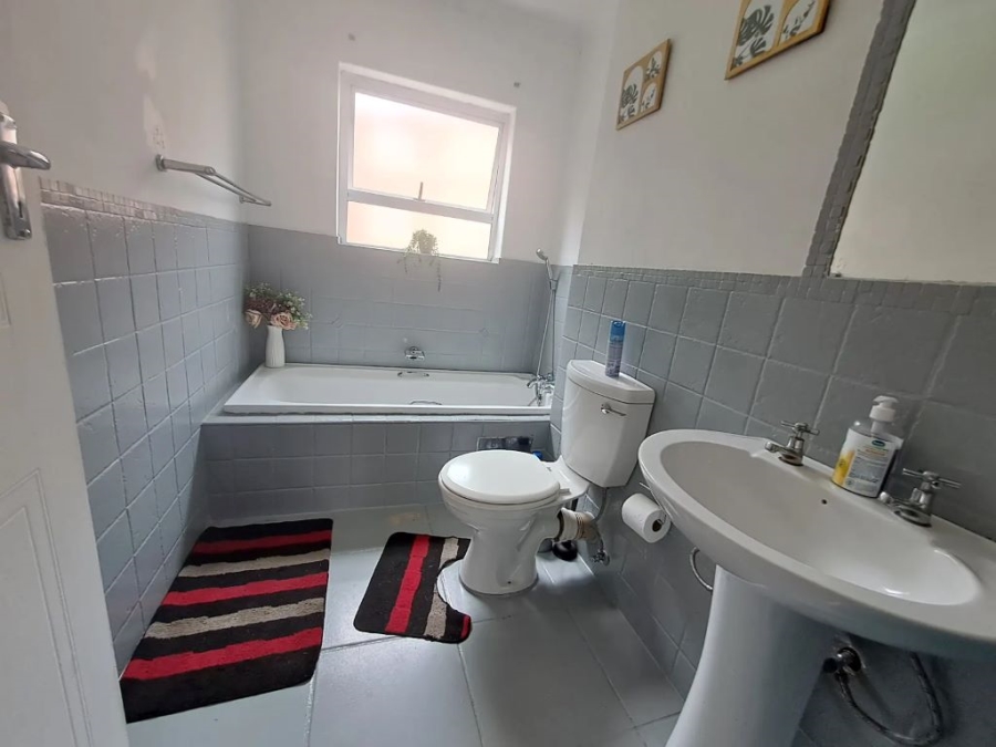 3 Bedroom Property for Sale in Castleview Gauteng