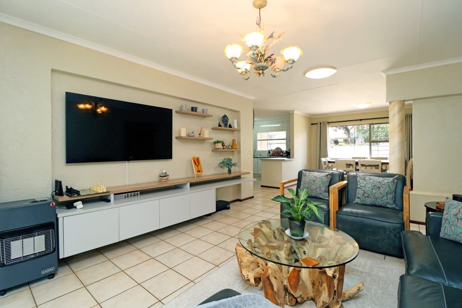 3 Bedroom Property for Sale in Ferndale Gauteng