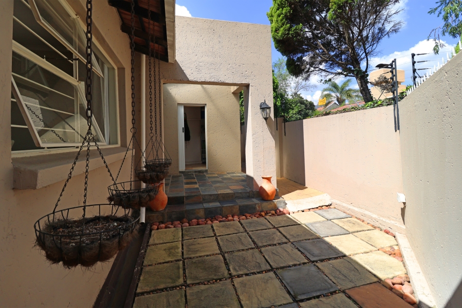 3 Bedroom Property for Sale in Ferndale Gauteng